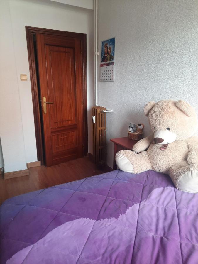 Una Habitacion Individual En Casa Familiar Dentro De Ciudad Patrimonio De La Humanidad Алькала-де-Энарес Экстерьер фото